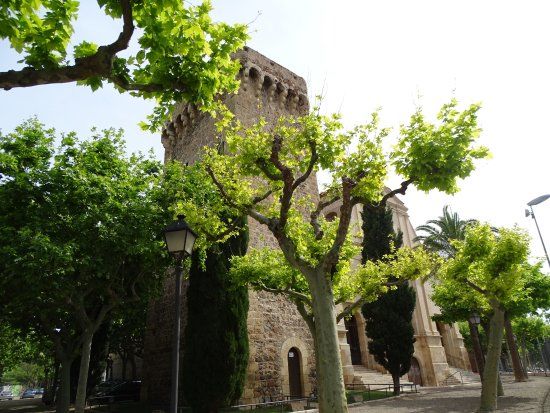 la Torre de la Ermita de la Virgen del Camino